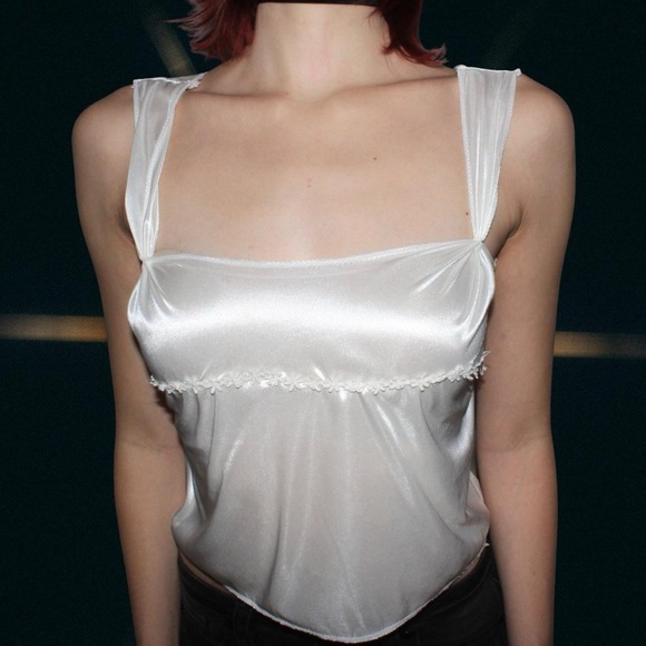 Silky ivory satin top with lace ties and floral trim - Picture 2 of 5